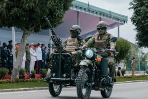 Découvrez cette mitrailleuse montée sur un side-car de moto militaire portugais