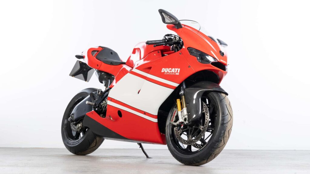 Une Ducati Desmosedici RR dérivée du MotoGP est actuellement en vente