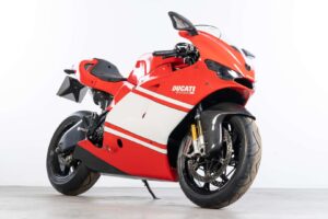 Une Ducati Desmosedici RR dérivée du MotoGP est actuellement en vente