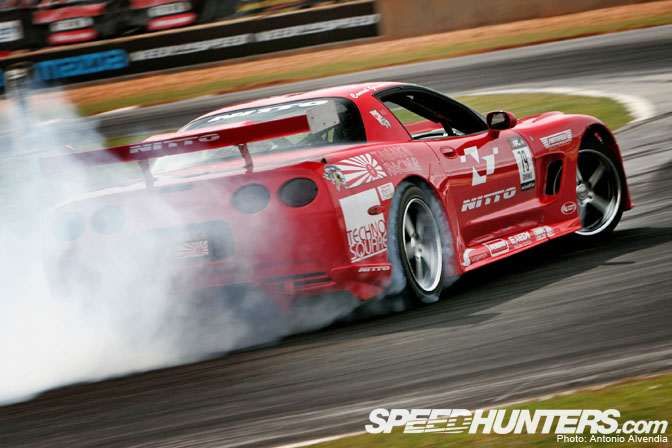 Car Feature>> Tanaka Racing Z06 Corvette C5r
